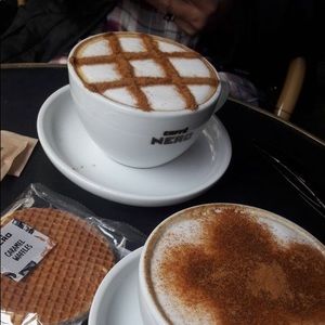 Meet your Posher, Haya